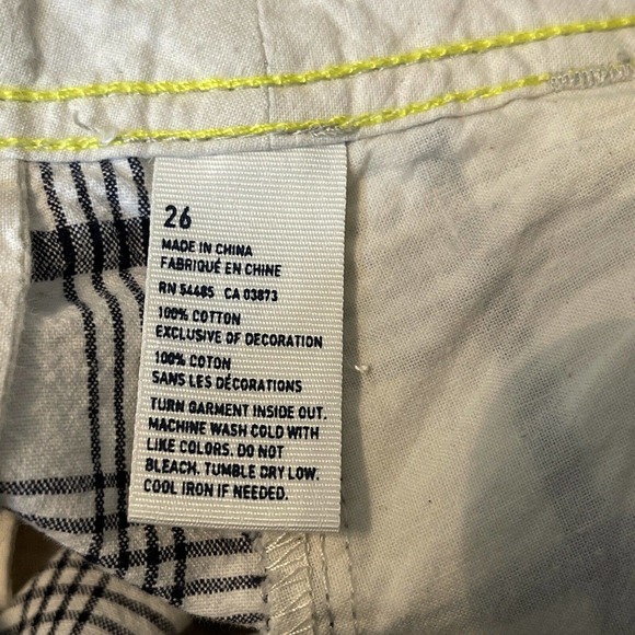 ANERiCAN EAGLE OUTFITTERS Longboard Shorts Men’s 26 Black and White Plaid0 - Picture 4 of 5